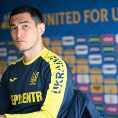 Stepanenko: ‘Securing a World Cup place will give hope to Ukraine’