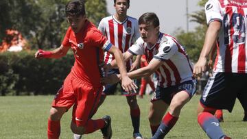 La Roja perdió con Chivas en el cierre del Grupo B en la Copa UC