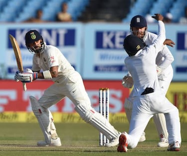 Vijay and Pujara hit centuries as England toil in opening test