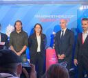 La RFEF recibió la copa del mundial de fútbol femenino