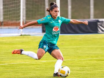 La Selección Femenina de Brasil sigue trabajando con miras a la final de la Copa América ante Colombia. El partido será este sábado en el Alfonso López.