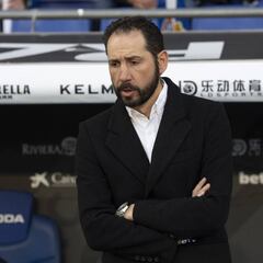 Machín explota: "Necesitamos tíos de verdad, no pipiolos..."