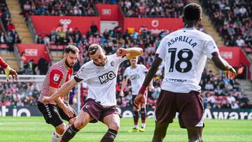 Yaser Asprilla asiste en derrota de Watford ante Southampton.