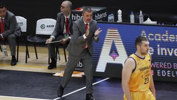 24/06/20
 LIGA ENDESA ACB
 FASE FINAL VALENCIA
 CORONAVIRUS COVID-19
 JORNADA 4
 GRUPO B
 CASADEMONT ZARAGOZA
 HERBALIFE GRAN CANARIA
 PORFIRIO FISAC
 
 
 
 
 
 
 
 
 
 
 
 
 
 
 
 
 
 