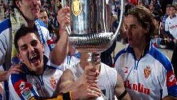 <b>SAVIO VUELVE A BRASIL.</b> El jugador brasileño terminará su carrera en Brasil. El Flamengo será su destino.