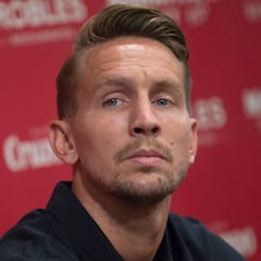 Un veterano gurú del fútbol holandés la toma con el Sevilla