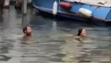 Expulsan a una pareja británica de uno de los lugares más turísticos del mundo y terminan alertando a la Policía: “Es tan sucio”