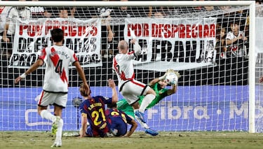 O portão do Barça mantém sua equipe vencendo.