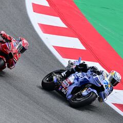 Álex Márquez hace un favor a Rossi