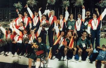En las olimpiadas de Barcelona 92 el equipo de hockey femenino español se llevó el oro olímpico.