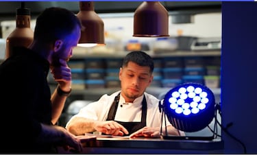 El futbolista chileno que triunfa como chef en Australia: “Es una terapia, amo lo que hago”