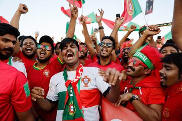 Varios grupos de ciudadanos cataríes han participado en un evento en Doha donde han apoyado a diferentes selecciones del Mundial. En la foto, en apoyo a la selección portuguesa. 