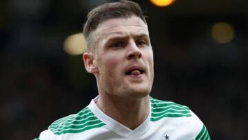 Anthony Stokes, ex del Celtic, es arrestado a su llegada a Londres por un juicio pendiente