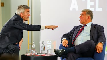 Víctor Font: “Como he explicado, cambiamos una persona por un tridente.”