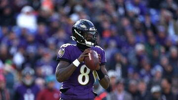 BALTIMORE, MARYLAND - DECEMBER 04: Quarterback Lamar Jackson #8 of the Baltimore Ravens drops back to pass against the Denver Broncos at M&T Bank Stadium on December 04, 2022 in Baltimore, Maryland. Rob Carr/Getty Images/AFP (Photo by Rob Carr / GETTY IMAGES NORTH AMERICA / Getty Images via AFP)