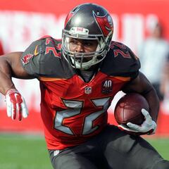 Doug Martin suspendido cuatro partidos por doparse