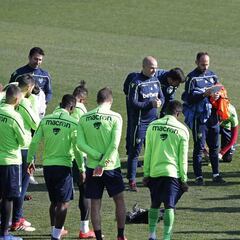 Paco López: "Estamos tristes y apenados por lo de Toño"