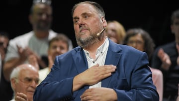 El expresidente de ERC, Oriol Junqueras, durante la presentación de la candidatura 'Militancia Decidim', en el Teatre La Passió, a 21 de septiembre de 2024, en Olesa de Montserrat, Barcelona, Catalunya (España). Junqueras pretende volver a presidir ERC convirtiendo su formación en la "mejor herramienta para conseguir la independencia" y ha invitado a la militancia de los republicanos a sumarse a la candidatura que impulsa para el próximo congreso del partido el 30 de noviembre.
21 SEPTIEMBRE 2024;JUNQUERAS;ERC;MILITANCIA;CATALUÑA;MILITANTES;
Alberto Paredes / Europa Press
21/09/2024