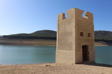 Estos son los pueblos sumergidos de Espa?a que reaparecen cuando la sequa vaca los embalses