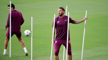 Sergio Ramos, durante un entrenamiento del Sevilla.