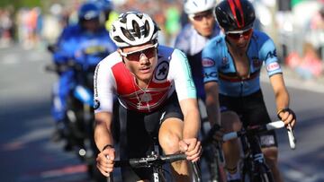 El suizo Hirschi domina también el Mundial; Castrillo, sexto