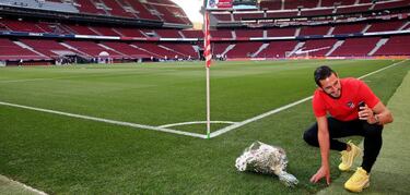 El Atlético se volcó: homenaje a los fallecidos, a las leyendas, minuto de silencio...