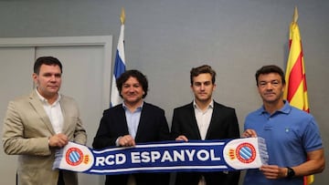 La Escuela de Los Ángeles.