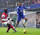 Ashley Cole renueva con el Chelsea por una temporada