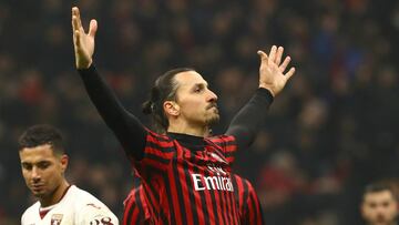 Ibrahimovic a 'phenomenon' and will decide his own Milan future