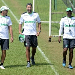 Yepes: "Pedimos unos jugadores que no pudieron llegar”