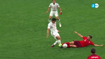 La polémica del Suiza-España: es justa la roja directa a Freuler