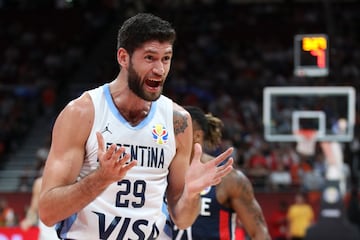 Actualmente pertenece a la plantilla del Žalgiris Kaunas de la LKL. Desde 2015, disputa partidos con la selección absoluta argentina, haciendo su debut oficial en los Juegos Panamericanos de 2015. Con pasado baskonista, estuvo en la NBA muy brevemente y tras pasar por los Austin Spurs de la G-League. Su experiencia en la mejor Liga del mundo se limita a cinco partidos con los Magic en los que no consiguió anotar.