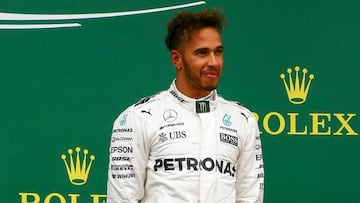 Lewis Hamilton en el podium del GP de Gran Bretaña 2017.