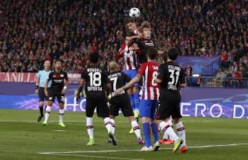 Atlético-Leverkusen en imágenes