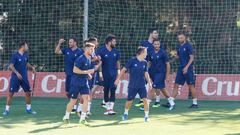 Sesi&oacute;n de entrenamiento del C&aacute;diz en Murcia.