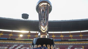 The Champion Trophy an Medal during the media day prior to the first leg of the Grand Final of the Torneo Clausura Grita Mexico C22 of the Liga BBVA MX between Atlas and Pachuca, at the Jalisco Stadium, on May 25, 2022.

<br><br>

Trofeo y Medalla de Campeon durante el dia de Medios previo al partido de ida de la gran Final del Torneo Clausura Grita Mexico C22 de la Liga BBVA MX entre Atlas contra Pachuca, en el Estadio Jalisco, el 25 de Mayo de 2022.