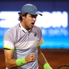 Jarry cortó la maldición ante su rival más difícil y está en cuartos de Santiago