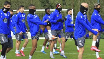 La plantilla del Deportivo en su último entrenamiento en Abegondo.
