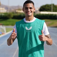 Kaiky, en rampa de salida al Shabab Al-Ahli