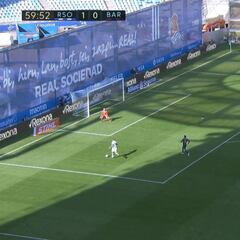 Pudo ser héroe en Anoeta y en Madrid pero acabó en nada: Theo, solo para hacer el 2-0...