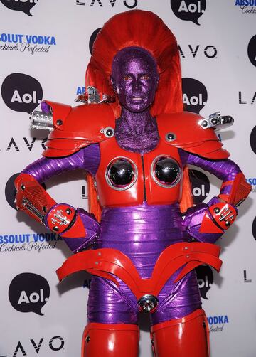 Heidi Klum como un transformer extraterrestre en 2010.