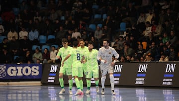 Jugadores del Barça celebran un gol en octavos de Copa del Rey ante Osasuna.