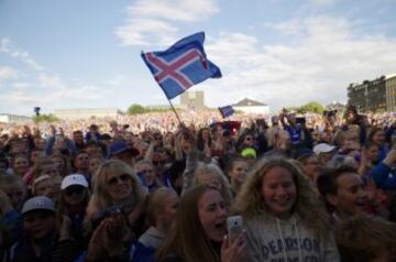 Las imgenes del recibimiento a la seleccin de Islandia