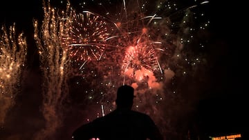 Fuegos artificiales del Día de la Independencia en el estado de California.