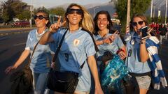 Belleza y color en la previa del duelo entre Chile y Uruguay