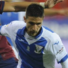 Omar sufre una rotura de fibras y será baja entre 2 y 3 semanas