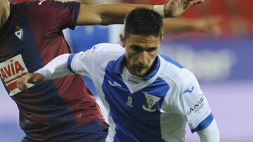 Omar Ramos.