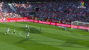 El error clamoroso de Bravo que fue determinante para decidir el derbi sevillano