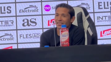 Matías Fernández como nunca antes lo escuchaste: compara a Almirón con otro DT histórico
