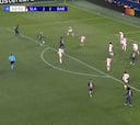 Cuando los nervios aparecían en Can Barça, llegó Dani Olmo y marcó esta barbaridad de golazo